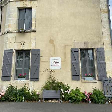 Les Chambres De L'Aigronne Le Petit-Pressigny Exterior photo